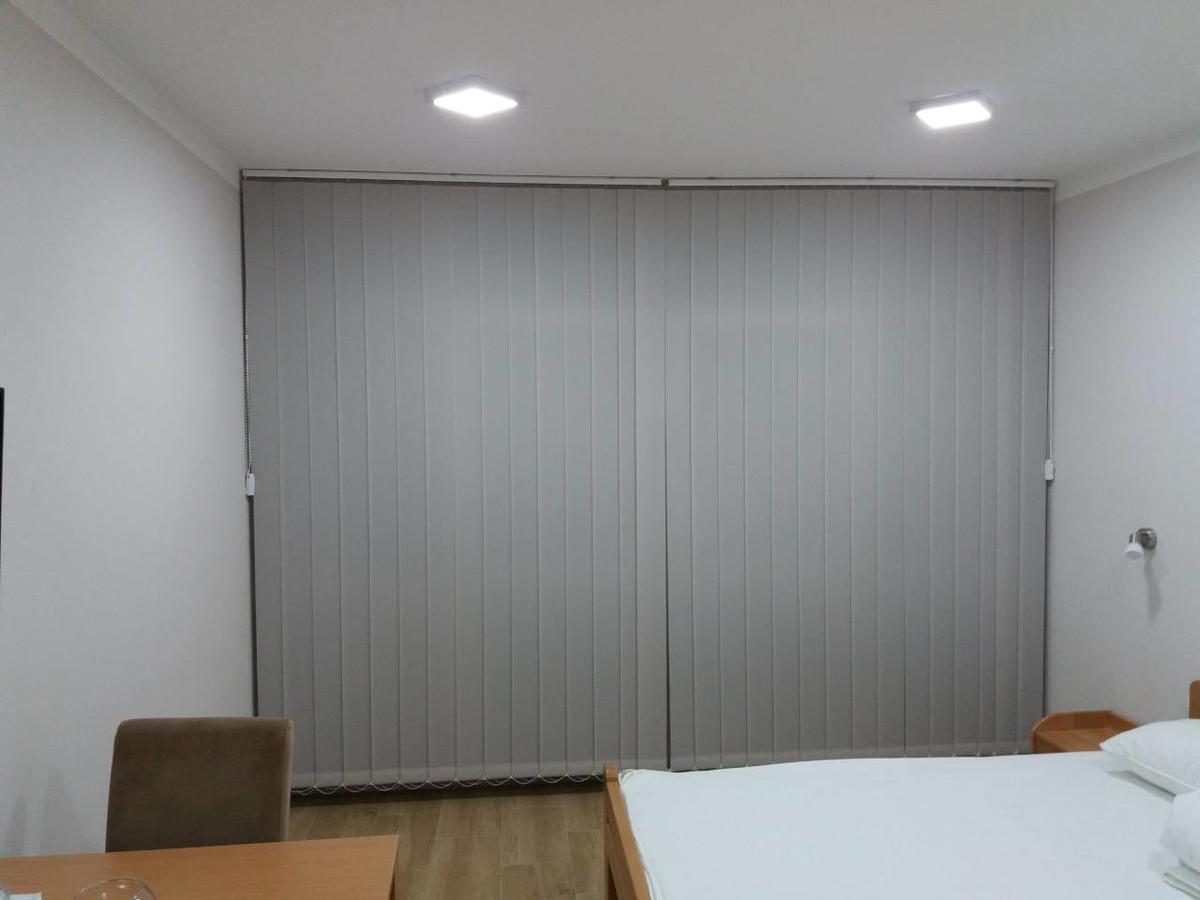 באינה באשטה Prenociste I Restoran Ihthis מראה חיצוני תמונה