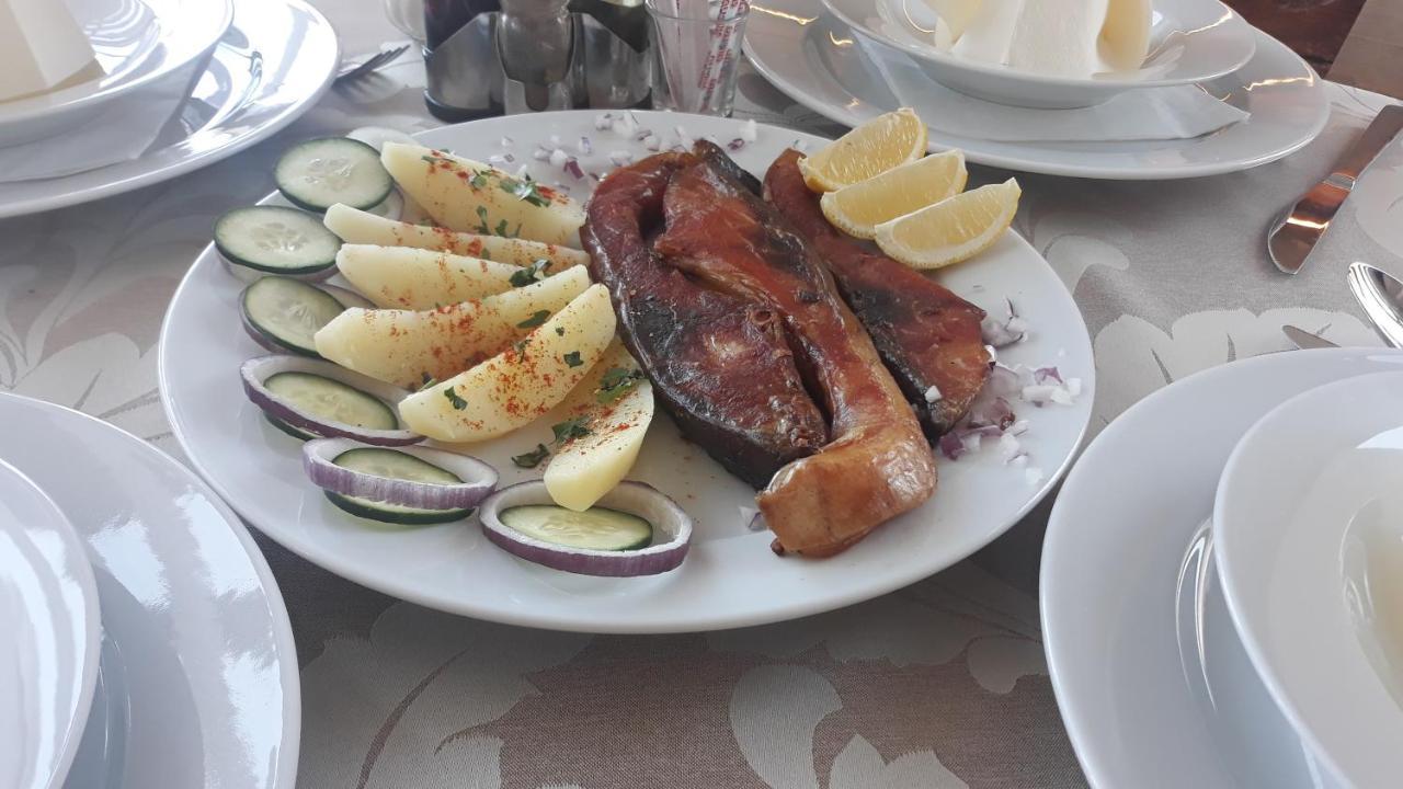 באינה באשטה Prenociste I Restoran Ihthis מראה חיצוני תמונה