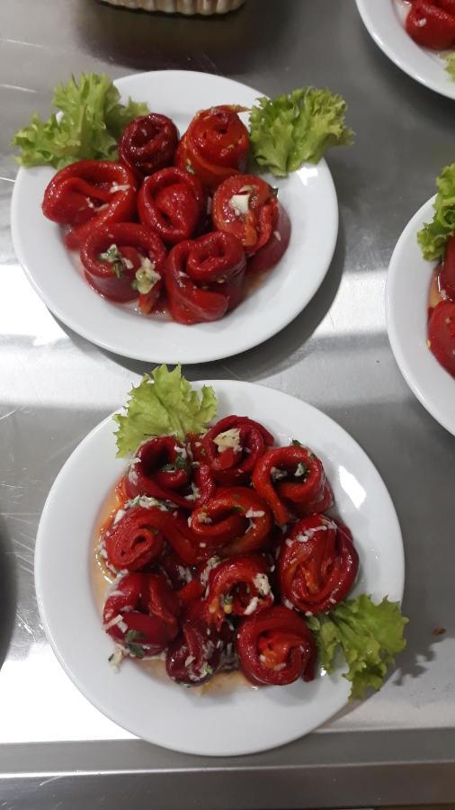 באינה באשטה Prenociste I Restoran Ihthis מראה חיצוני תמונה