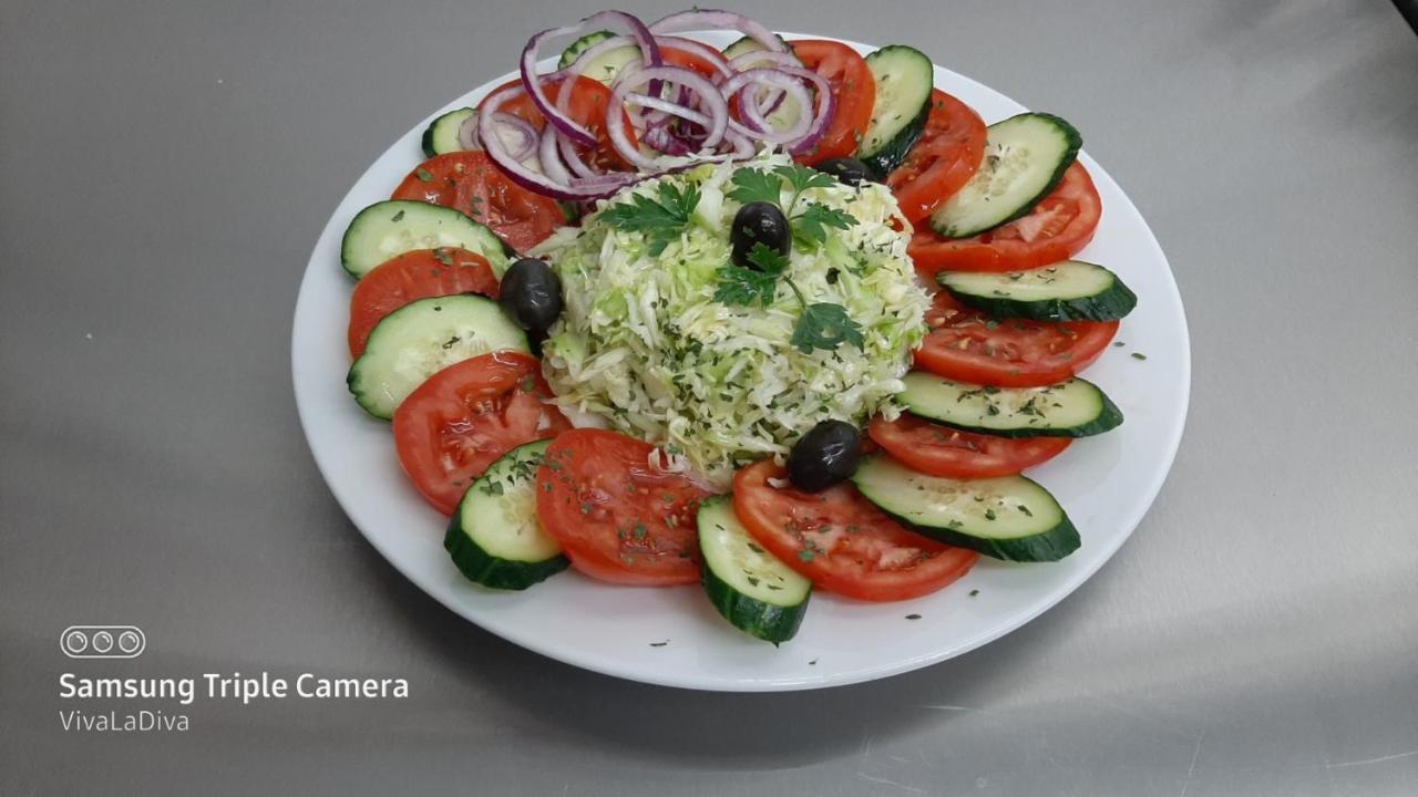 באינה באשטה Prenociste I Restoran Ihthis מראה חיצוני תמונה